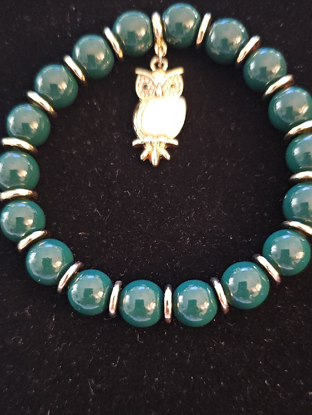 Green Jad Beaded Bracelet with Owl‎ Charm - Women Jewelry. Lovely